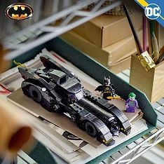 LEGO Super Heroes DC 76224 - Batmobile™-takaa-ajo: Batman™ vastaan The Joker™, kuva 12