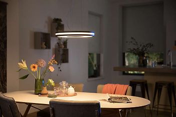 Philips Being HUE white ambiance -älyriippuvalaisin, musta, kuva 4