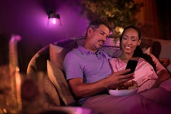 Philips Attract HUE Outdoor white and color ambiance -älyseinävalaisin, 25 cm, antrasiitti, ulkokäyttöön 13,5W, kuva 10