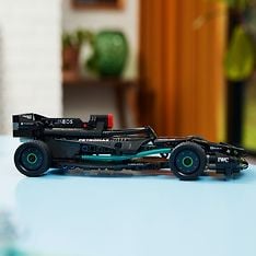 LEGO Technic 42165  - Mercedes-AMG F1 W14 E Performance Pull-Back, kuva 4